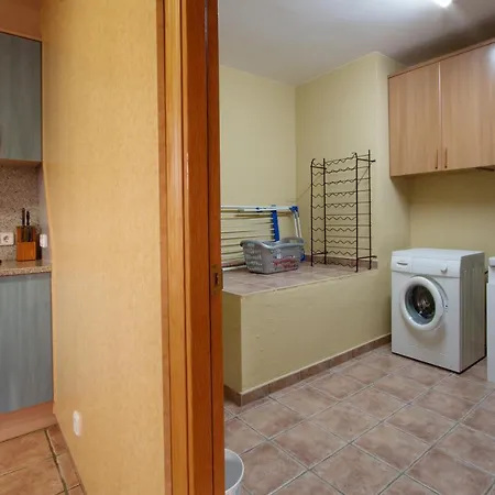 Con Piscina Privada